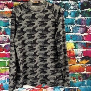 Grind Geometric Camo Print Long Sleeve Athletic Shirt Top Size Medium